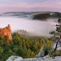 Svítání na Křížovém vrchu. (Foto J. Ptáček)